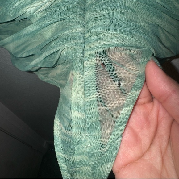 House of CB green pearl ivy bodysuit L - Picture 7 of 7